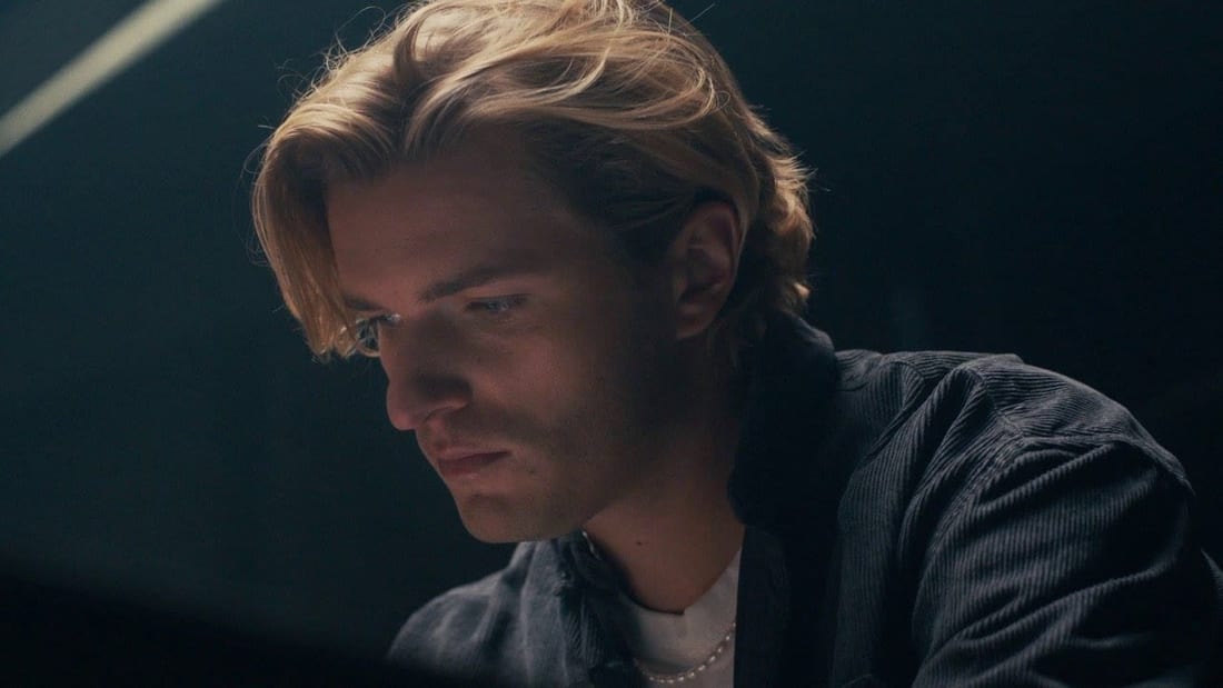 Still from 113 — Ik Ben Er Nog