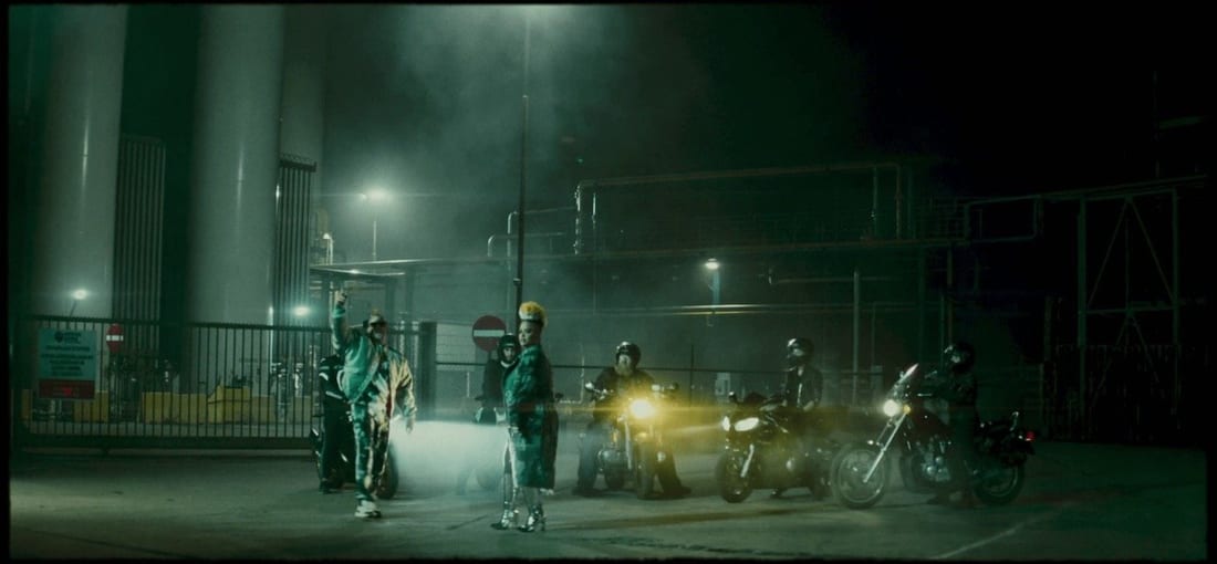 Frame from Jebroer & Eva Simons — Badboy