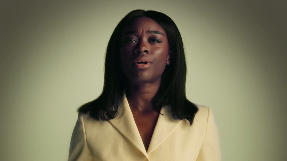 Still from Zoë Livay — Patronen